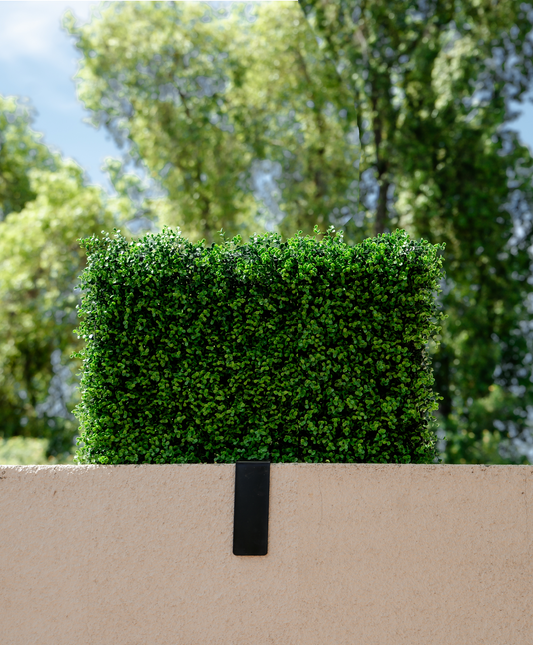 Haven Fence Extender MAX for Stucco/Concrete Walls (Single Panel)